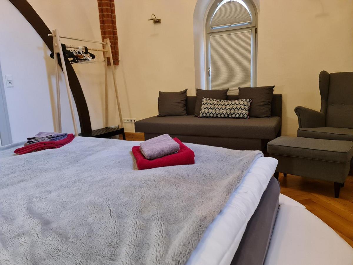 جينا Appartements In Schoner Burganlage المظهر الخارجي الصورة